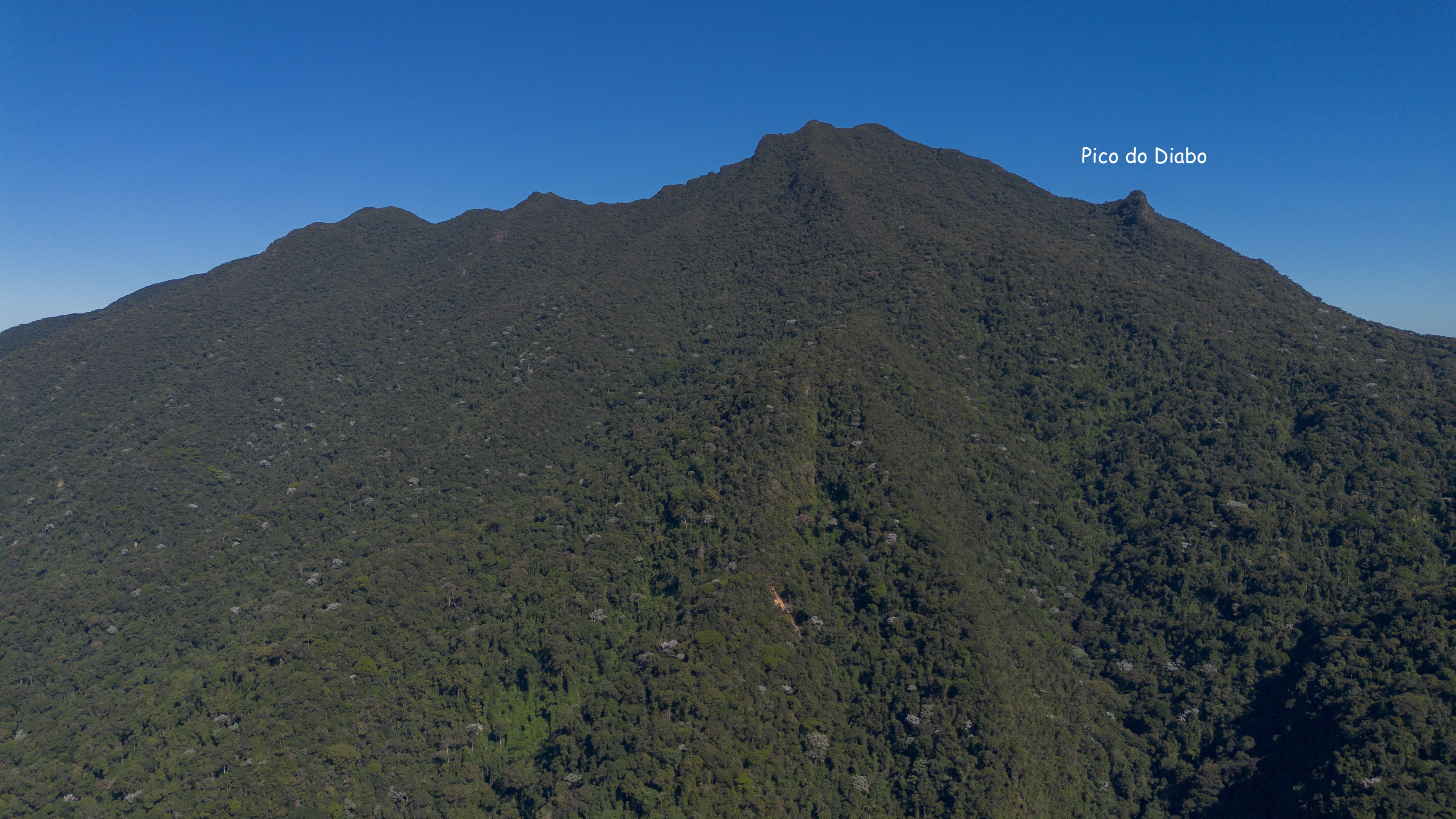 Foto da via Pico do Diabo